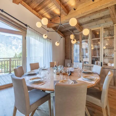 Chalet Familial Avec Et Sauna A Courchevel, Proche De La Telecabine Et Des Commodites. - Fr-1-568-36 Courchevel