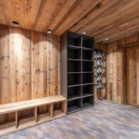 Luxueux Avec Et Sauna Au Coeur De - Fr-1-568-36 * Courchevel